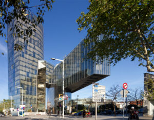 Torre Marenostrum orientación Sur Oeste