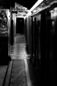 Fotografia conceptual en blanco y negro – Foto 9