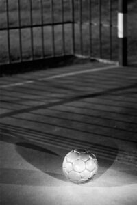 Fotografia nocturna ironica blanco y negro – Foto 5