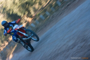 motocross-panning