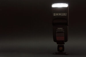 Sensor esclavo sincronizando flash Yongnuo YN-568 EX-II