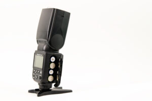 Vista lateral Voeloon V760 con acceso a baterias