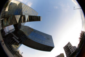 Torre Marenostrum y los pisos de la Barceloneta